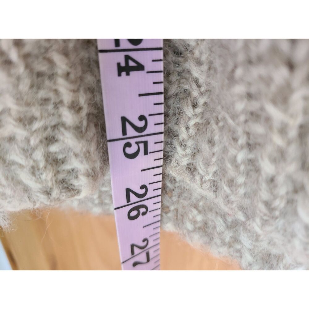 New Zealand 100% Wool Gray Beige Sweater MEDIUM Warm Winter‎ Closet Staple M - Picture 5 of 6